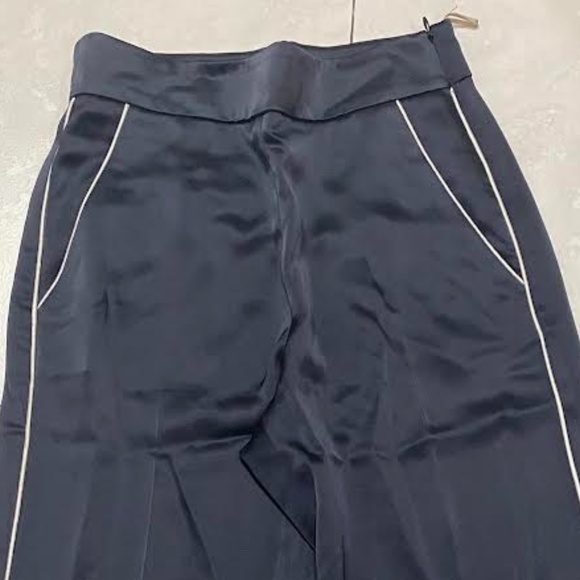 Aritzia Wilfred Clarisse Satin Wide Leg Pants - Picture 4 of 6